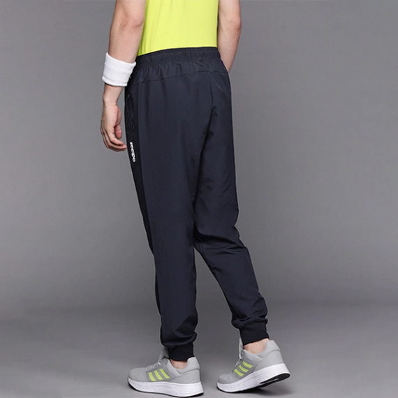 https://fitdrop.in/products/men-navy-blue-stanford-solid-joggers