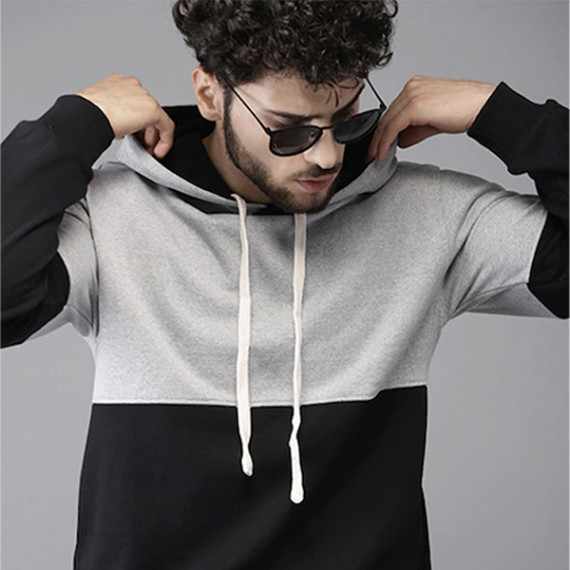 https://fitdrop.in/products/men-black-grey-colourblocked-hooded-sweatshirt