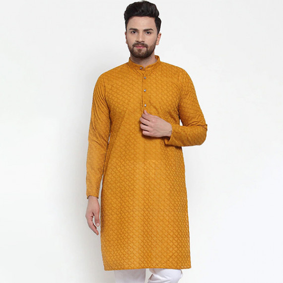 https://fitdrop.in/products/men-yellow-printed-straight-kurta