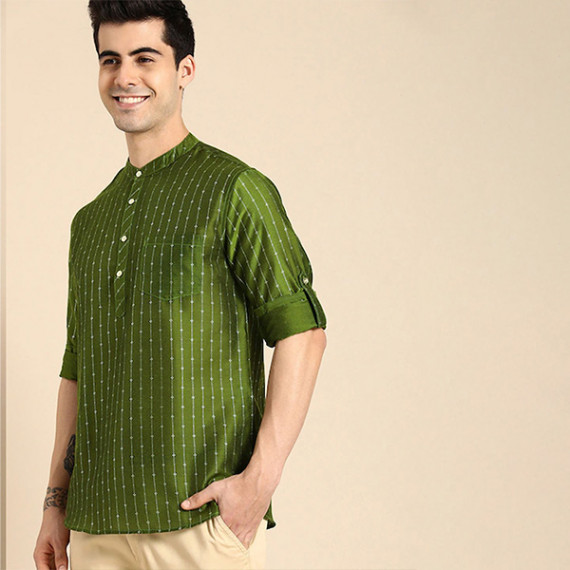https://fitdrop.in/products/men-olive-green-gold-toned-ethnic-woven-design-kurta