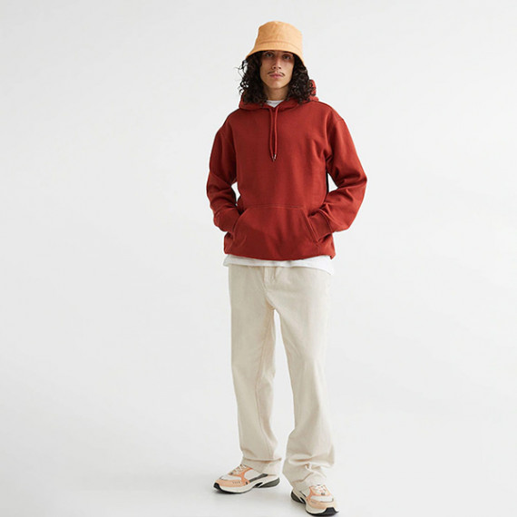 https://fitdrop.in/products/men-relaxed-fit-hoodie