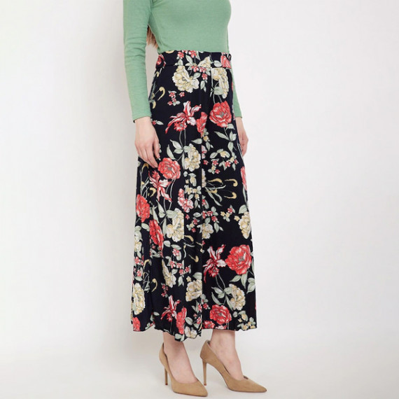 https://fitdrop.in/products/women-black-red-floral-printed-flared-palazzos