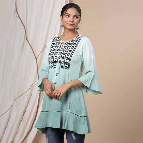 https://fitdrop.in/products/women-green-tunics