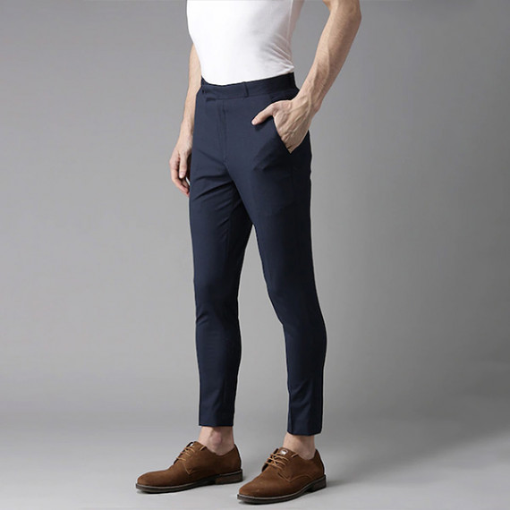 https://fitdrop.in/products/men-navy-blue-tapered-fit-trousers