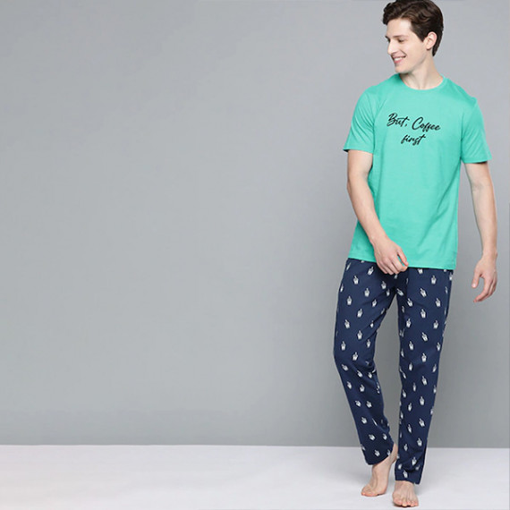 https://fitdrop.in/products/men-sea-green-navy-blue-printed-pure-cotton-night-suit