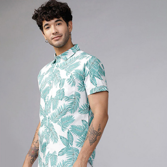 https://fitdrop.in/products/men-green-white-slim-fit-printed-casual-shirt
