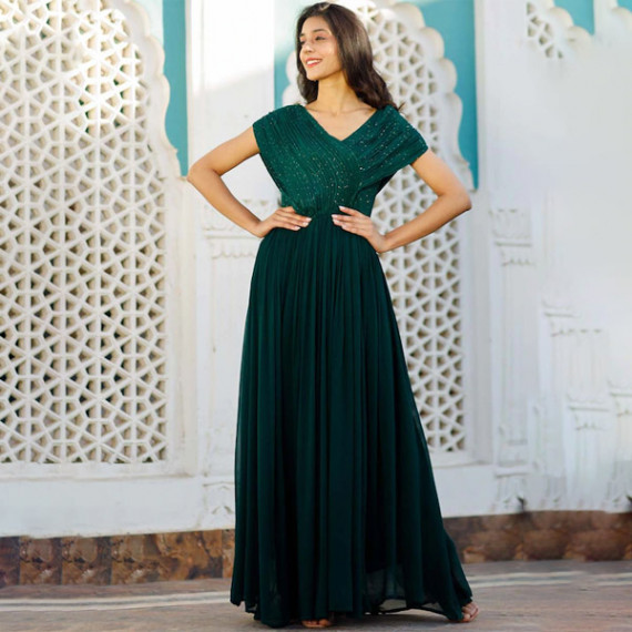 https://fitdrop.in/products/green-embellished-maxi-dress